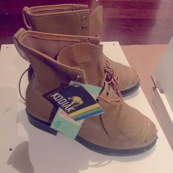 Kodiak Greb Men's Work Boots With Steel Toe And Foot Protection. - Picture 1 of 2